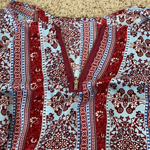 Pink rose lightweight sheer top blue/red size medium - Picture 7 of 8